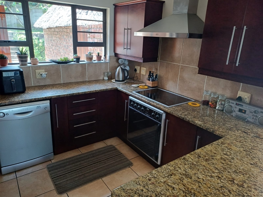 4 Bedroom Property for Sale in Gonubie Eastern Cape